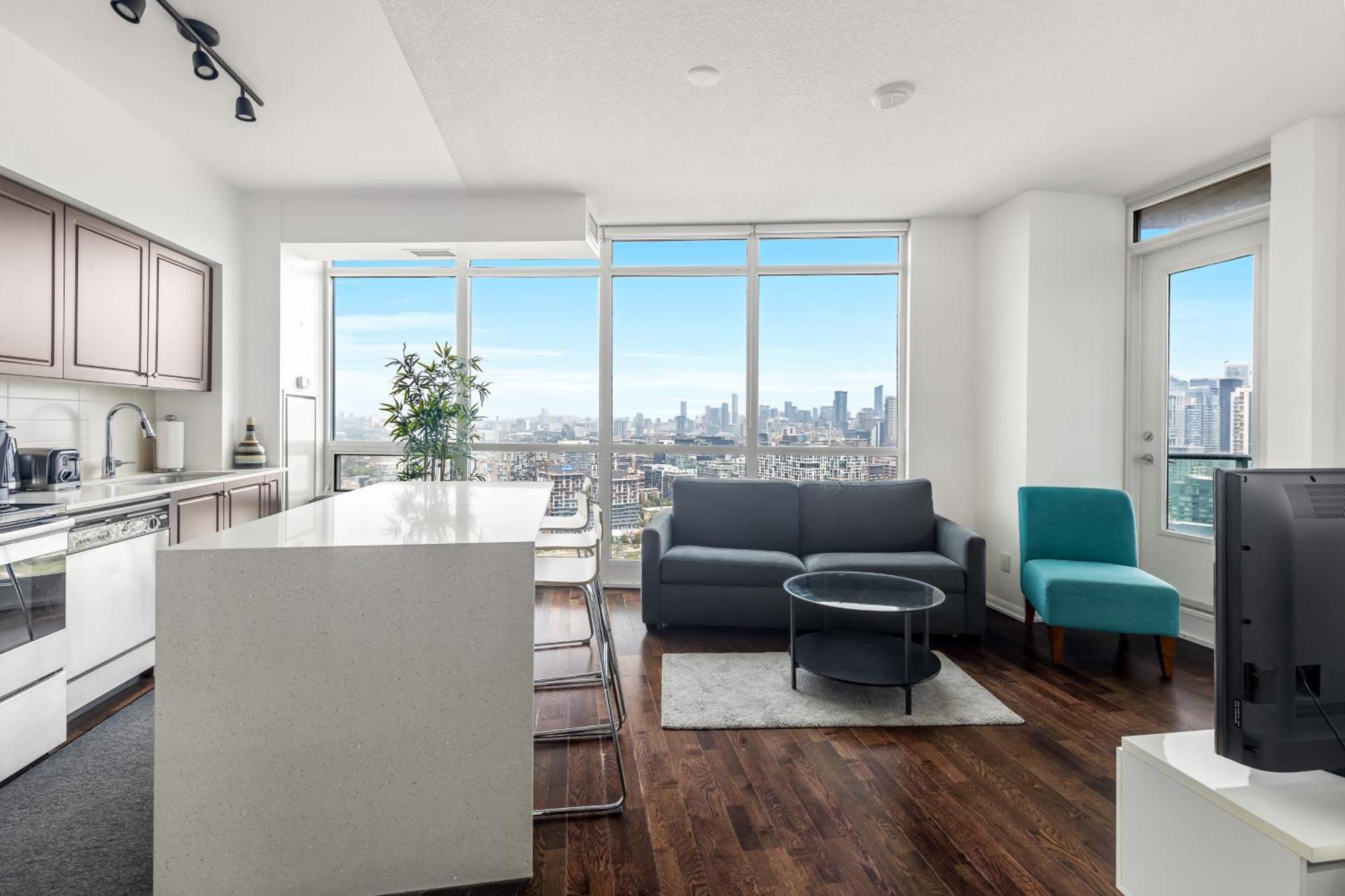 2 Bedroom Waterfront Condo Downtown W/ Free Parking 多伦多 外观 照片